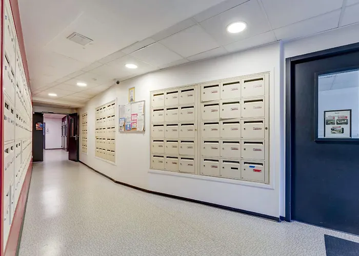 60 - Le Lokup - Wifi - Proche Tram Апартаменты